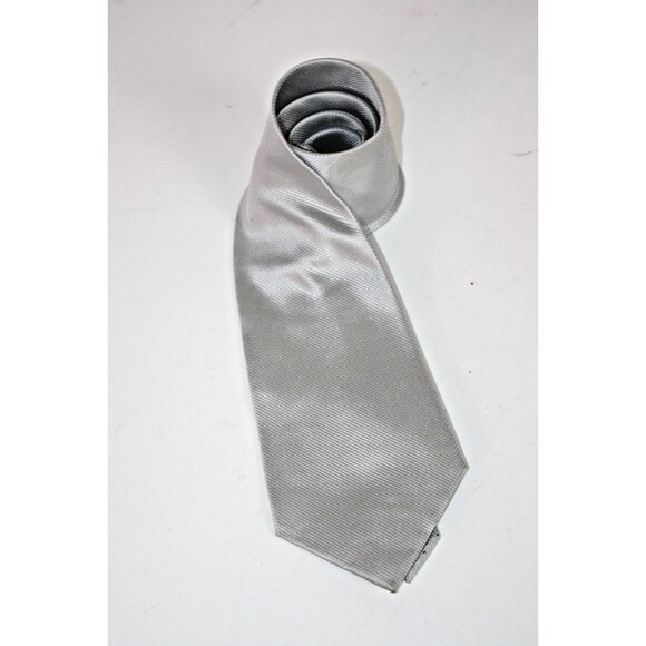 Geoffrey Beene Other - Geoffrey Beene Neck Tie Silver Gray